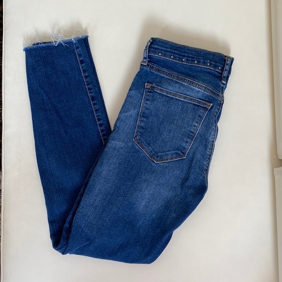 GAP1969 True Skinny Ankle Jeans with Silver Stud Detail-26R - Picture 2 of 8